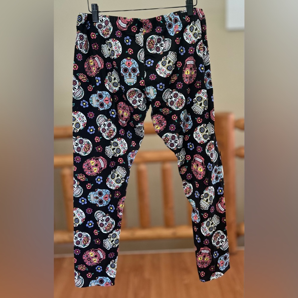 Día de Los Meurtos Sugar Skull Calaveras Leggings